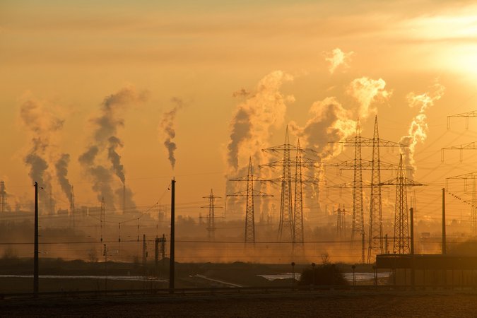 air-pollution-climate-change-dawn-221012.jpg